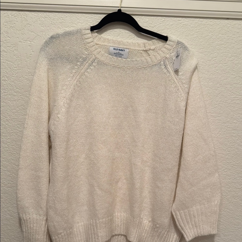 Old Navy Cream Crew Neck Sweater Soft Knit Raglan